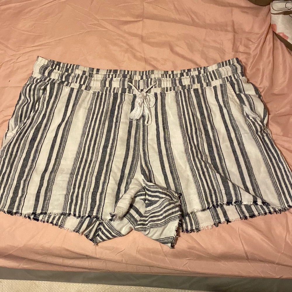 XL pair of shorts